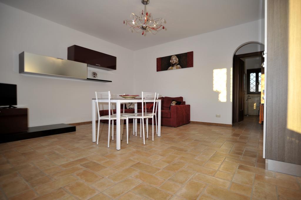 Villa Elegance Ladispoli Værelse billede
