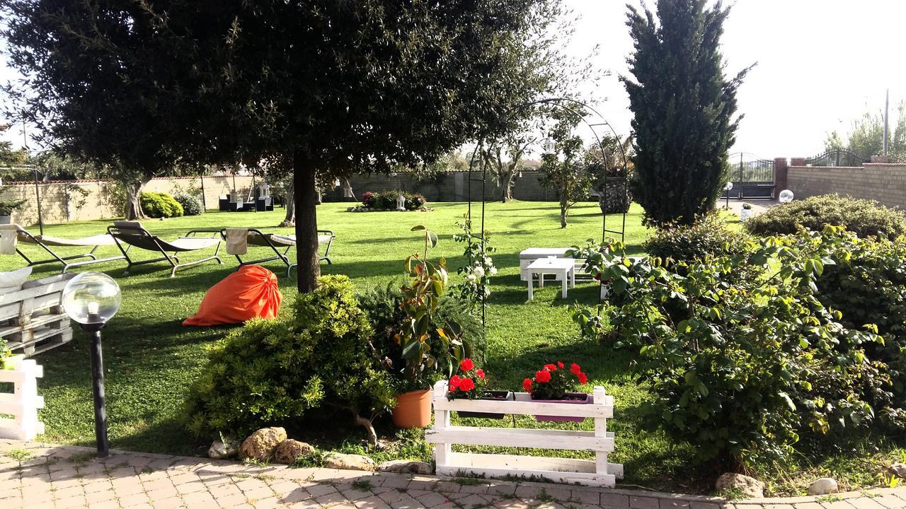 Villa Elegance Ladispoli Eksteriør billede