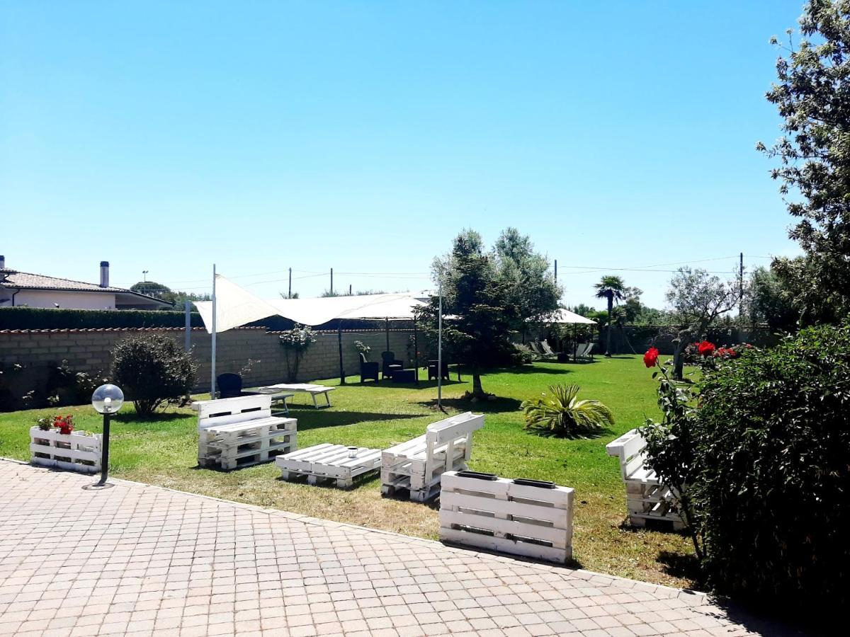 Villa Elegance Ladispoli Eksteriør billede