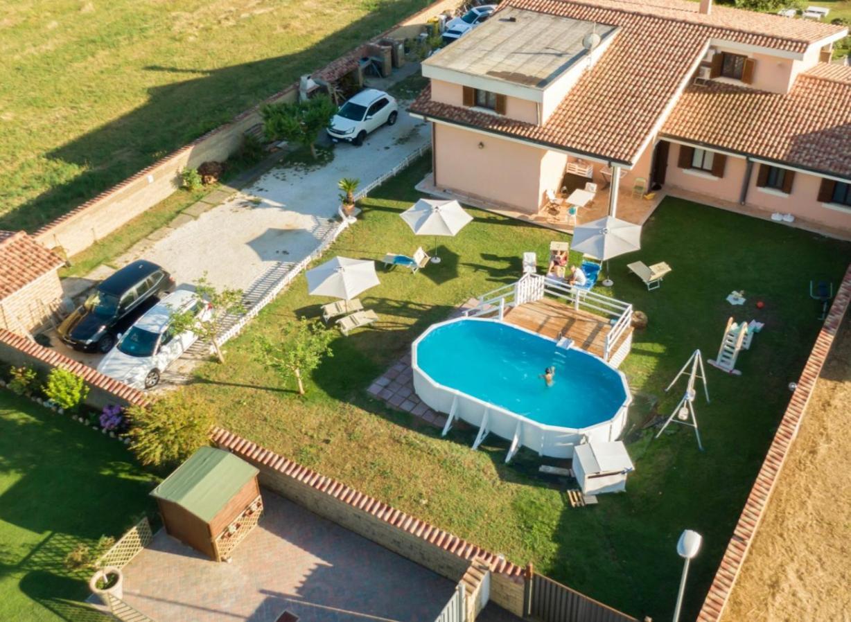 Villa Elegance Ladispoli Eksteriør billede